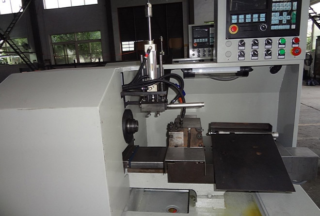 德州數(shù)控機(jī)床應(yīng)用案例--武漢的客戶(hù)